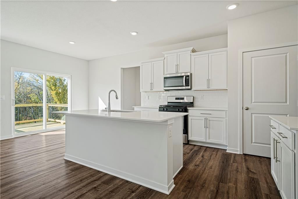 4808 NW 140th Street — photo 8