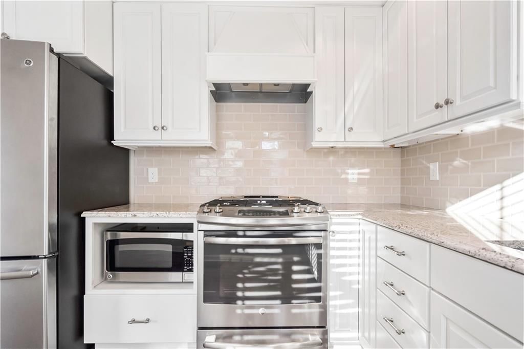 10207 Edelweiss Circle — photo 16