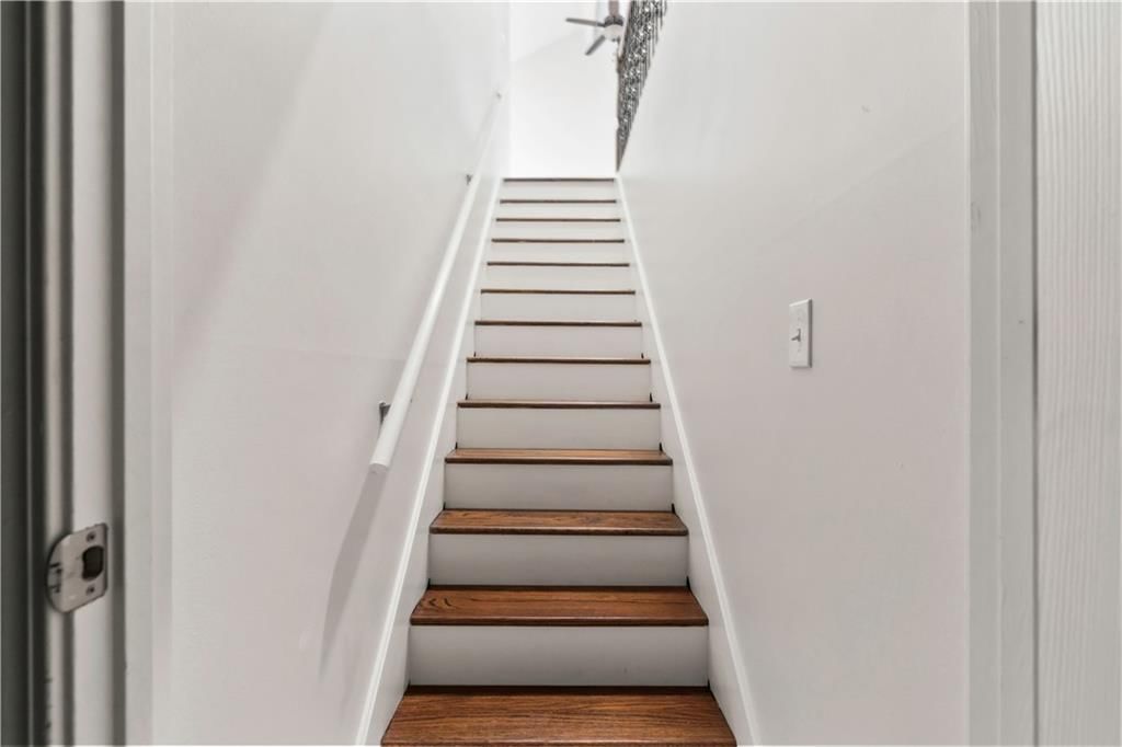 10207 Edelweiss Circle — photo 30