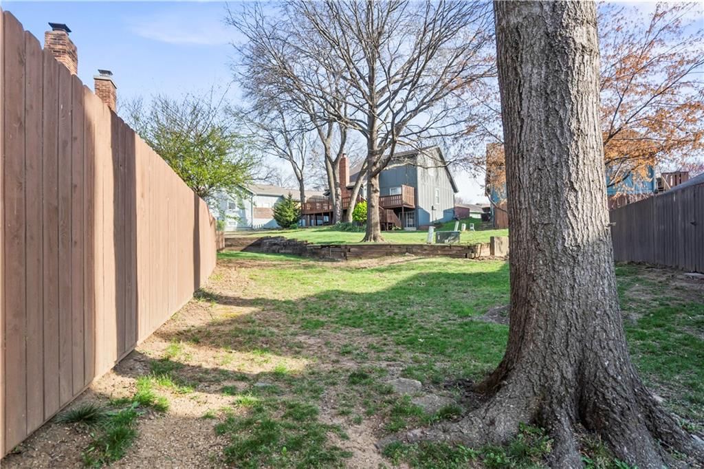 10207 Edelweiss Circle — photo 37