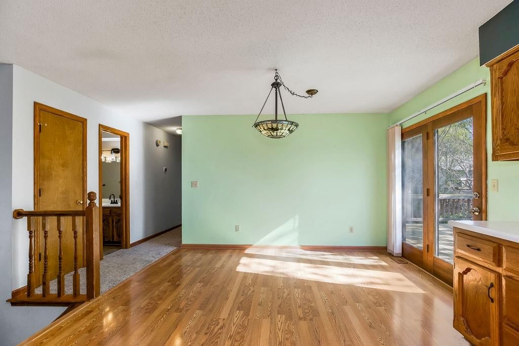 6327 N Bedford Avenue — photo 8