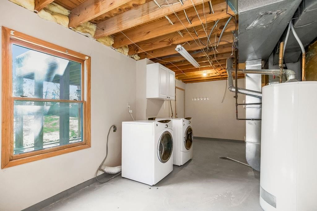 6327 N Bedford Avenue — photo 16