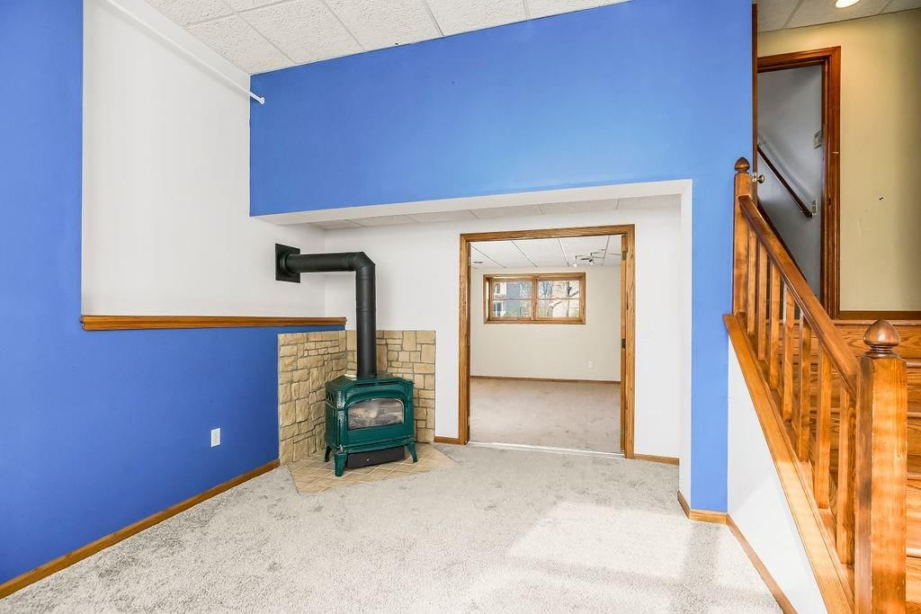 6327 N Bedford Avenue — photo 18