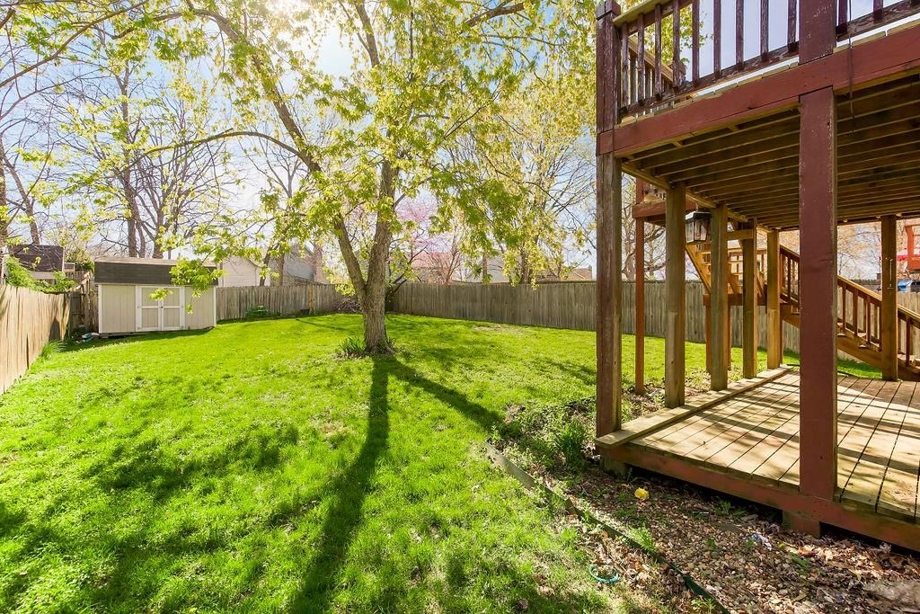 6327 N Bedford Avenue — photo 22
