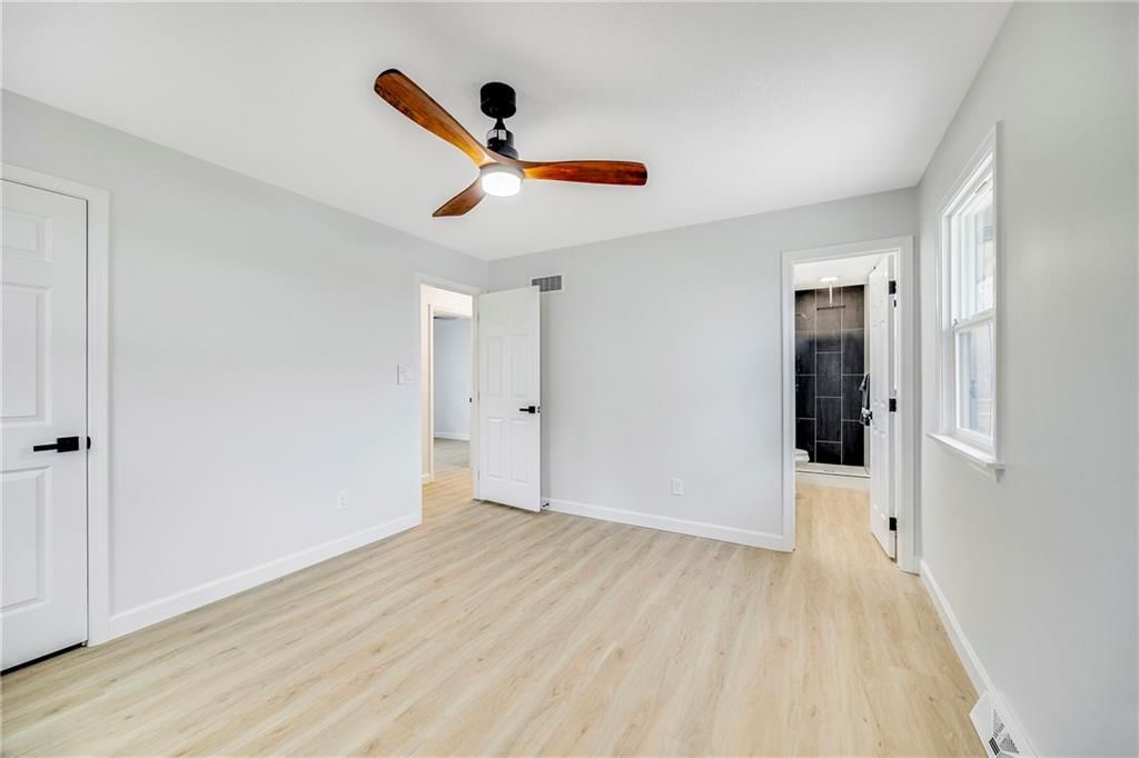 1212 SW Highland Drive — photo 15