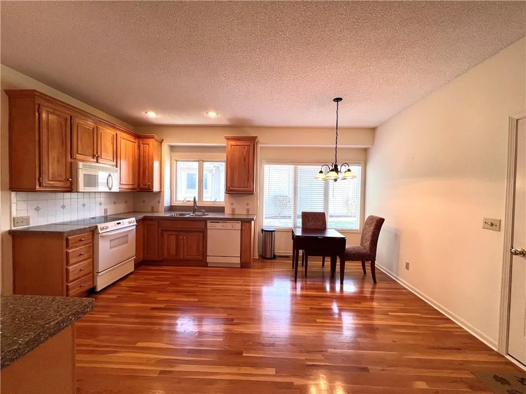 14410 Russell Street — photo 7
