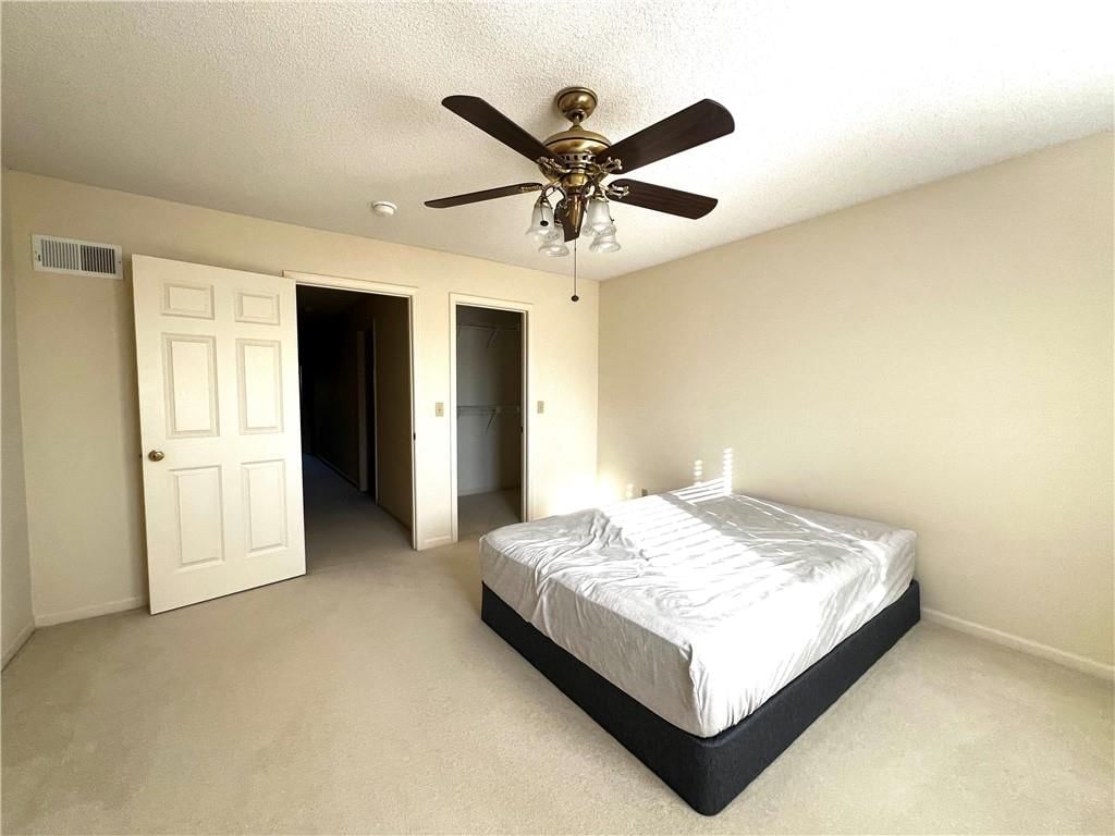 14410 Russell Street — photo 19
