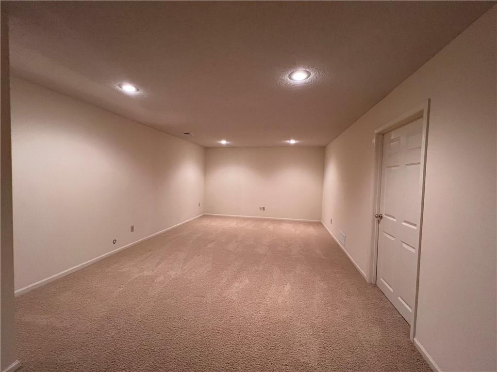 14410 Russell Street — photo 26