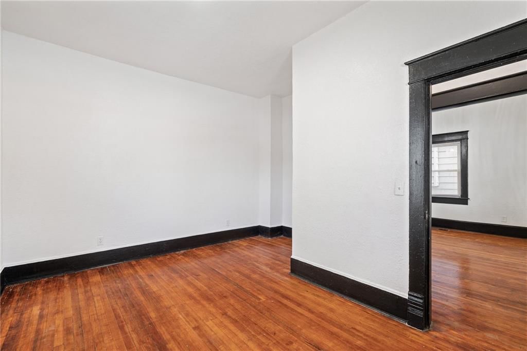 2905 Wabash Avenue — photo 5
