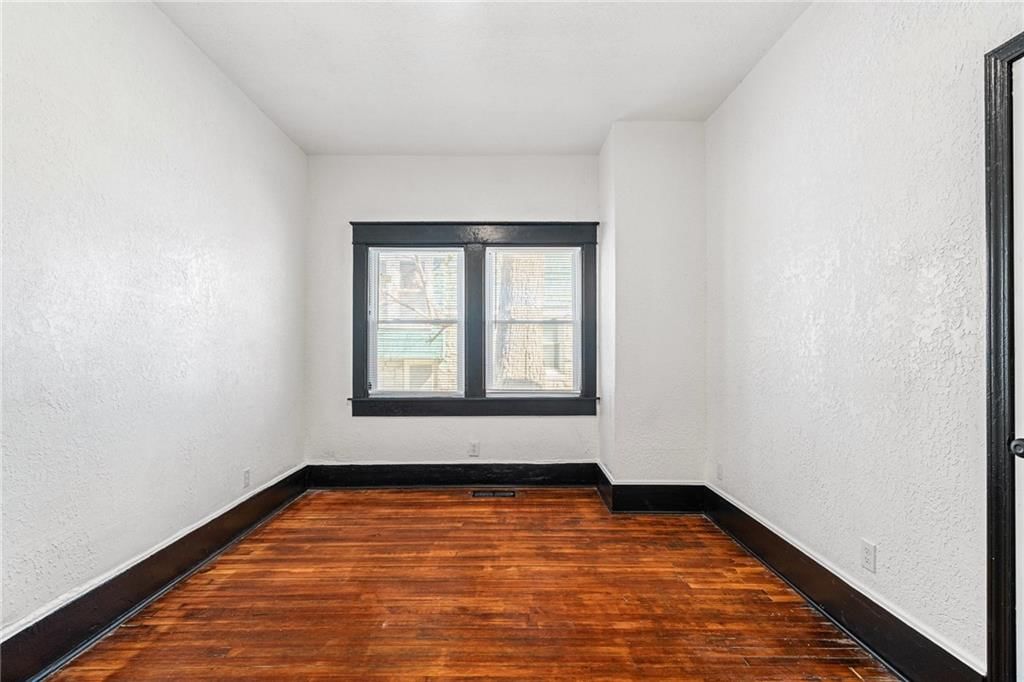 2905 Wabash Avenue — photo 11