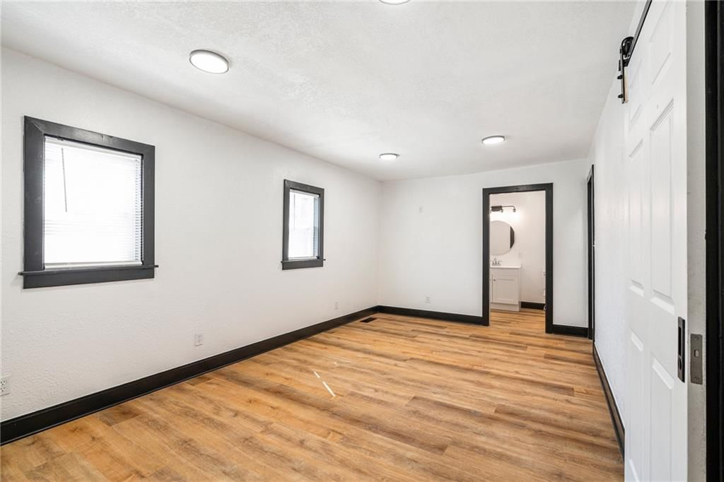 2905 Wabash Avenue — photo 19