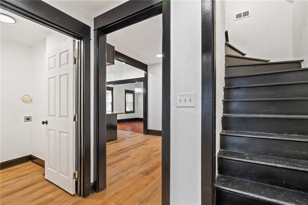 2905 Wabash Avenue — photo 21
