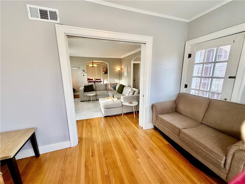 903 W 2ND Street — photo 29