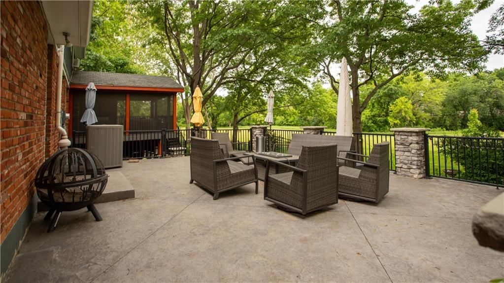 8813 W 106th Circle — photo 37