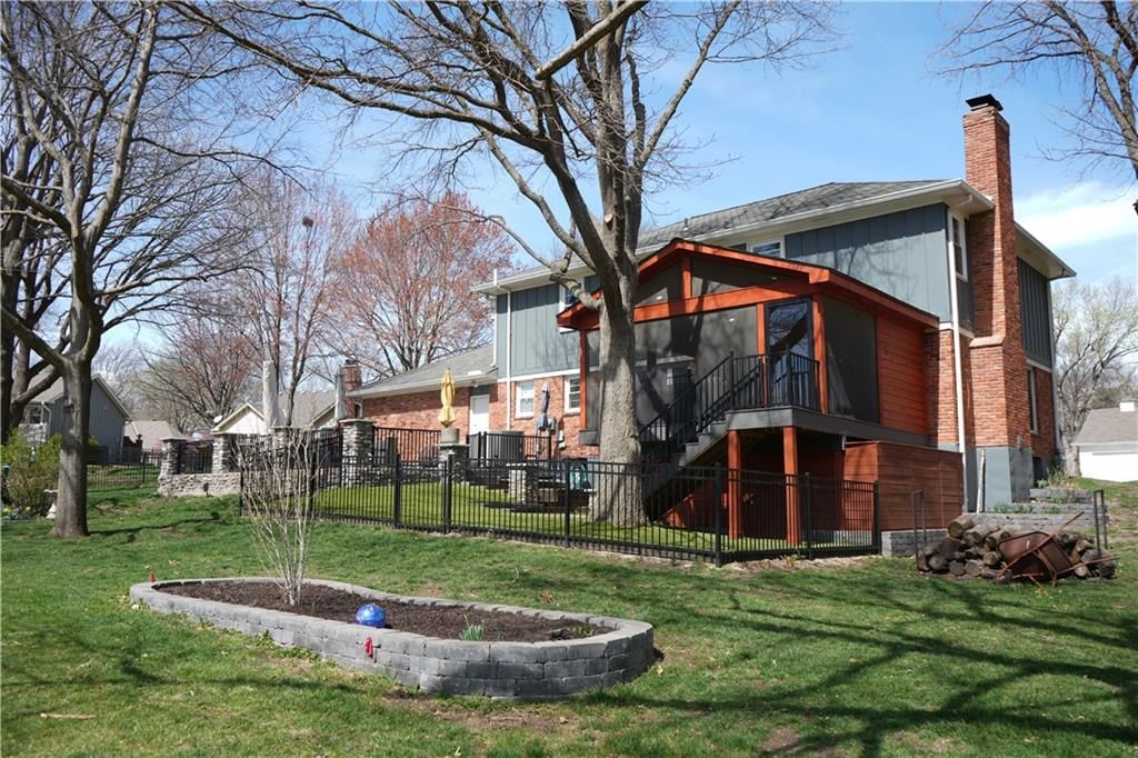 8813 W 106th Circle — photo 47