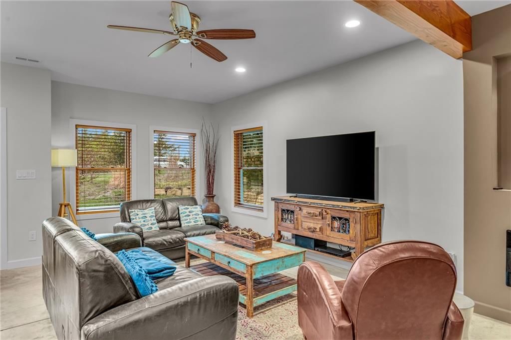 4866 Dabinawa Drive — photo 18