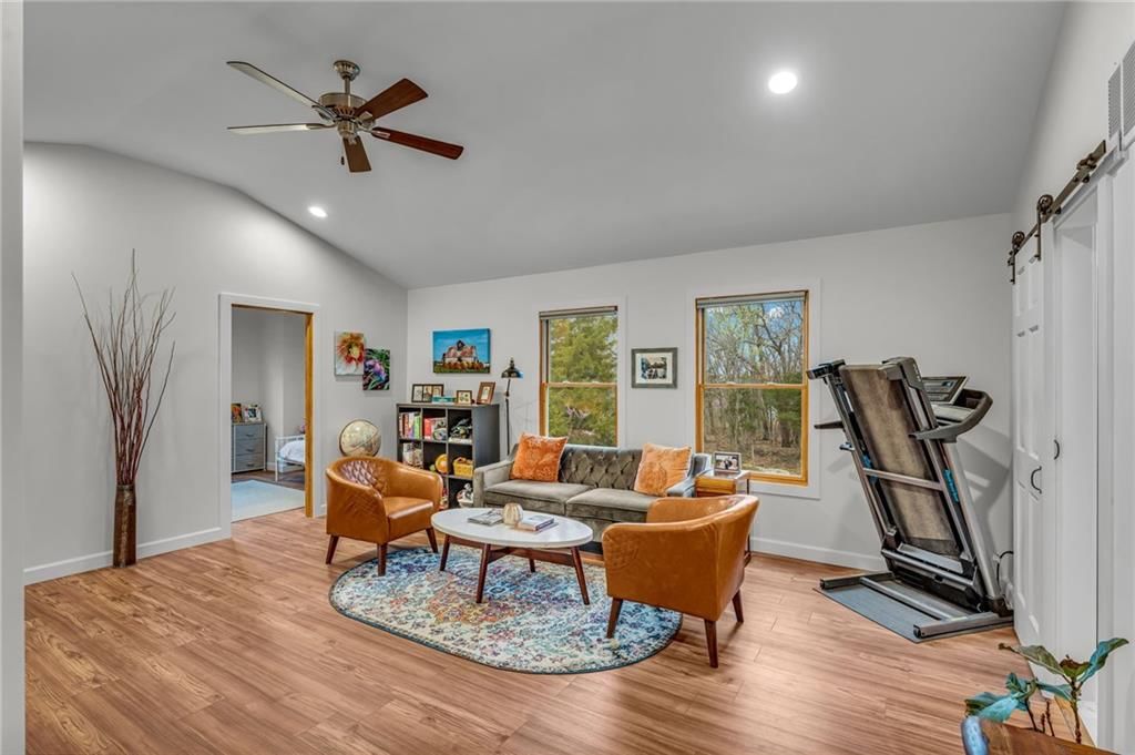 4866 Dabinawa Drive — photo 31