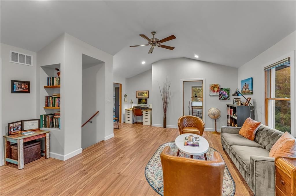 4866 Dabinawa Drive — photo 32