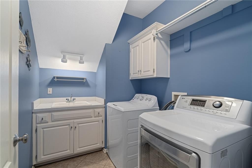 12844 Haskins Street — photo 42