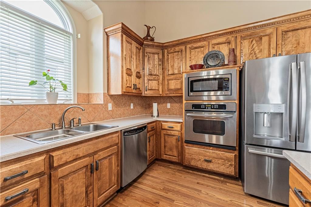 7816 N Hull Avenue — photo 25