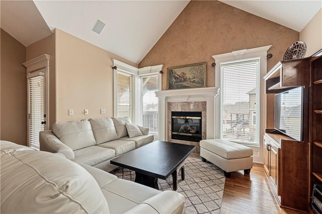7816 N Hull Avenue — photo 29