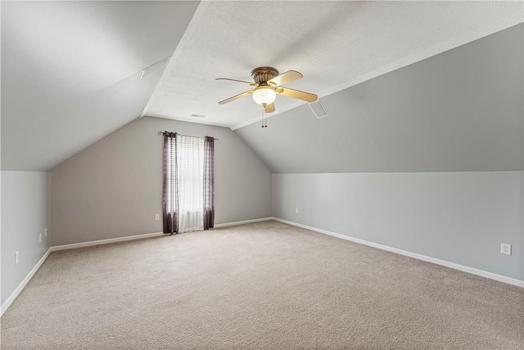 7816 N Hull Avenue — photo 43