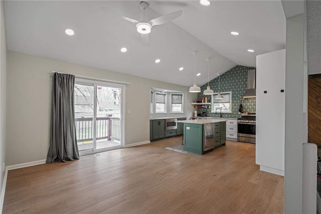 13816 W 81st Street — photo 12