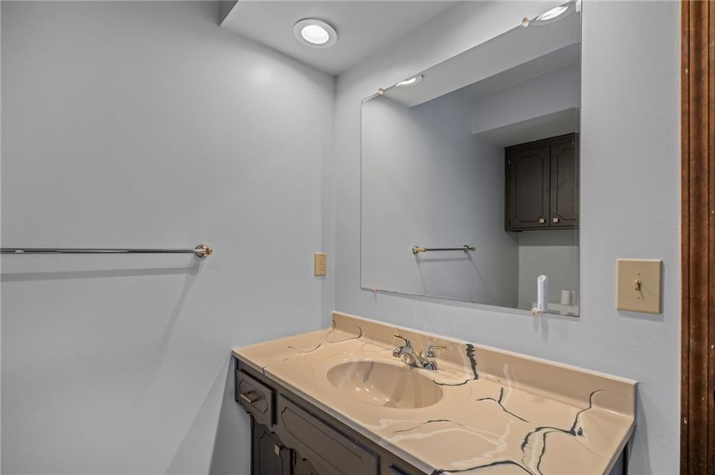 13816 W 81st Street — photo 26