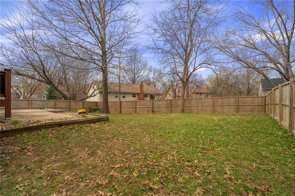 13816 W 81st Street — photo 41
