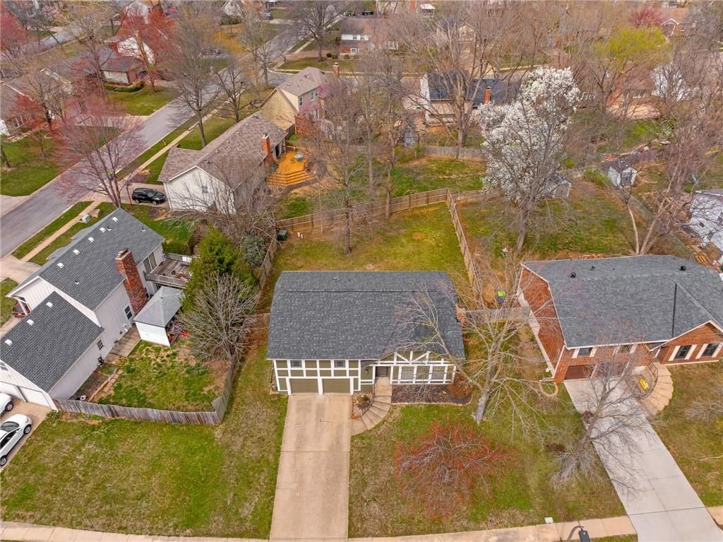 13816 W 81st Street — photo 47