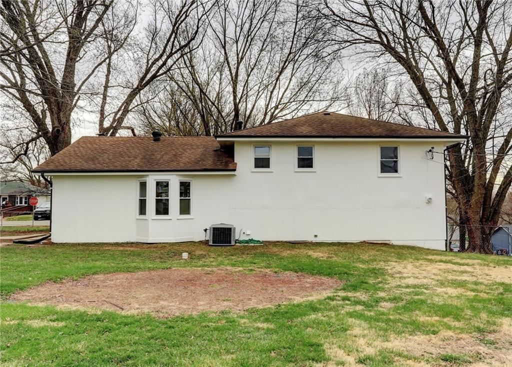 Photo 40 of 42 - 17002 NW 76th Street