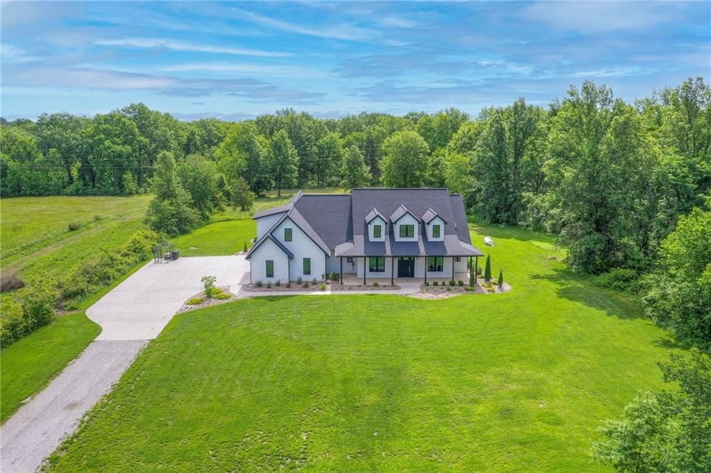 111 NW 238th Pvt Road — photo 4