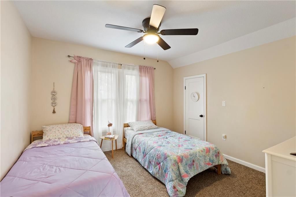 1211 Waverly Avenue — photo 22