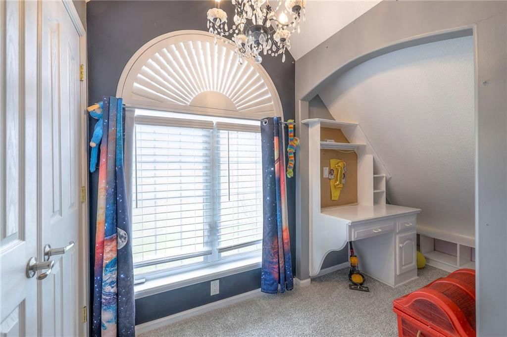 9813 Pin Oak Circle — photo 29