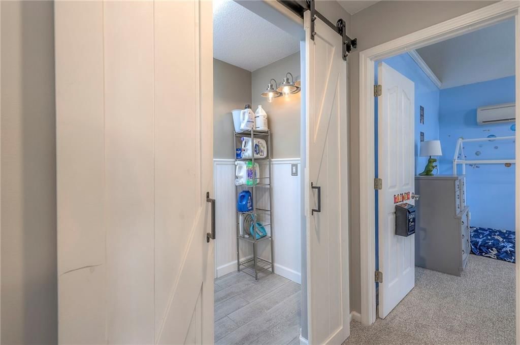 9813 Pin Oak Circle — photo 32