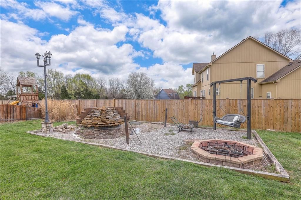 9813 Pin Oak Circle — photo 51