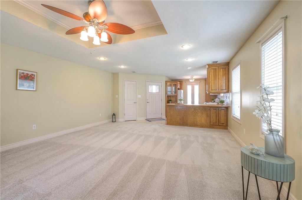 519 Galaxy Lane — photo 4