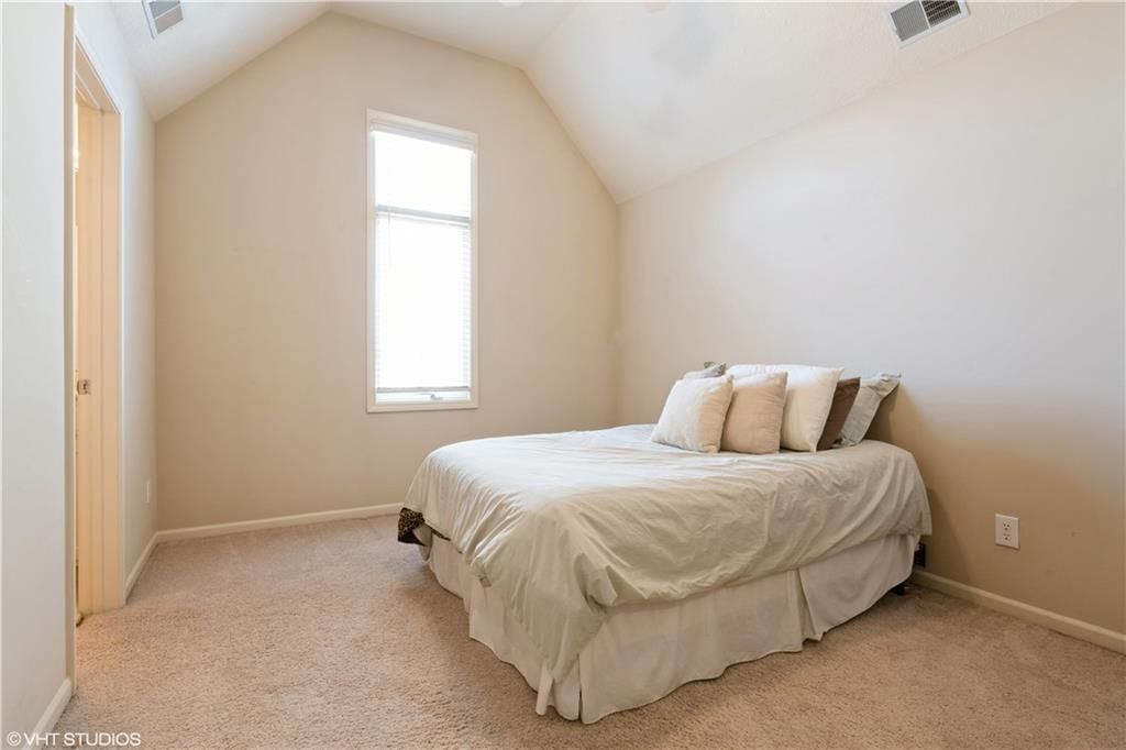16171 S Laurelwood Street — photo 20