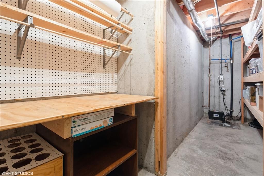 16171 S Laurelwood Street — photo 34