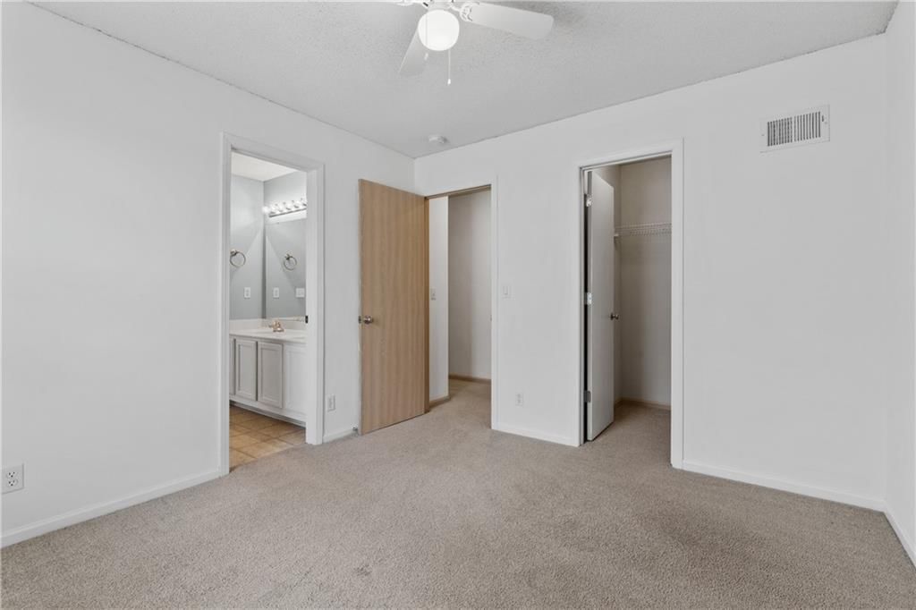 8027 N Elmwood Avenue — photo 13