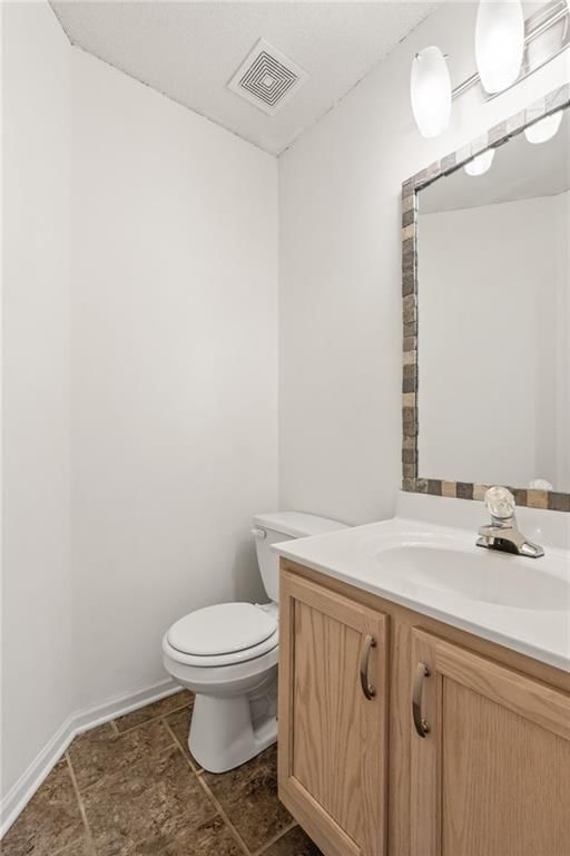 8027 N Elmwood Avenue — photo 27