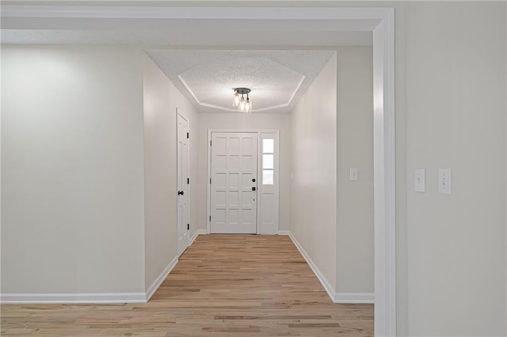 6333 Woodstock Street — photo 6