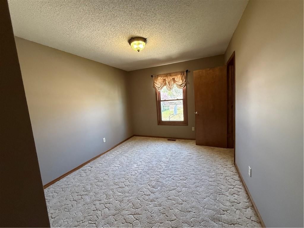 713 Deerfield Street — photo 13
