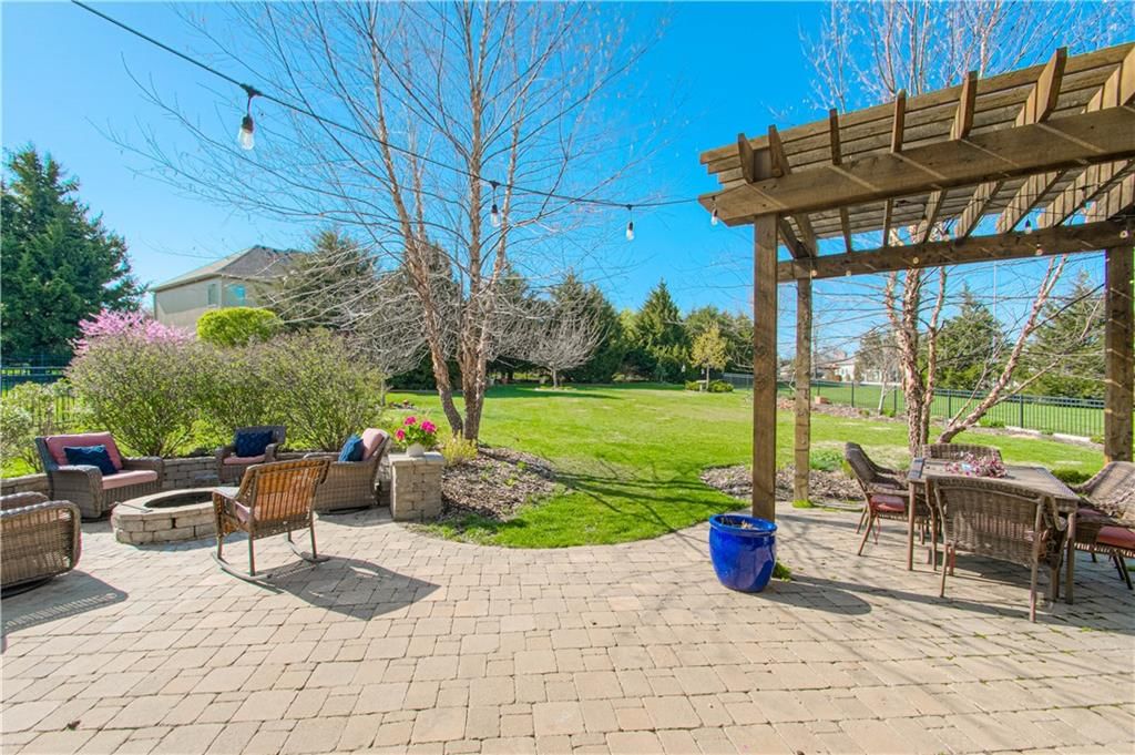 25211 W 98th Street — photo 47