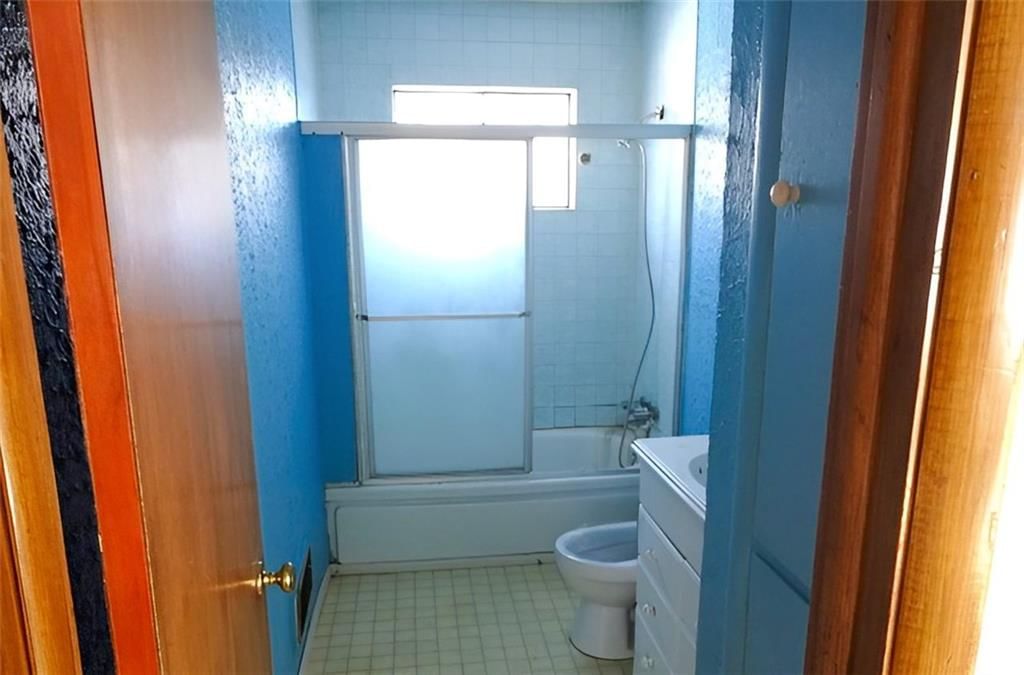 3150 Longwood Avenue — photo 14
