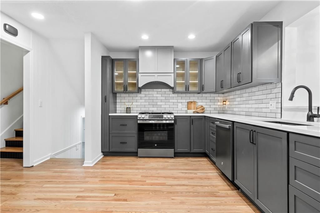 8209 Dearborn Drive — photo 14