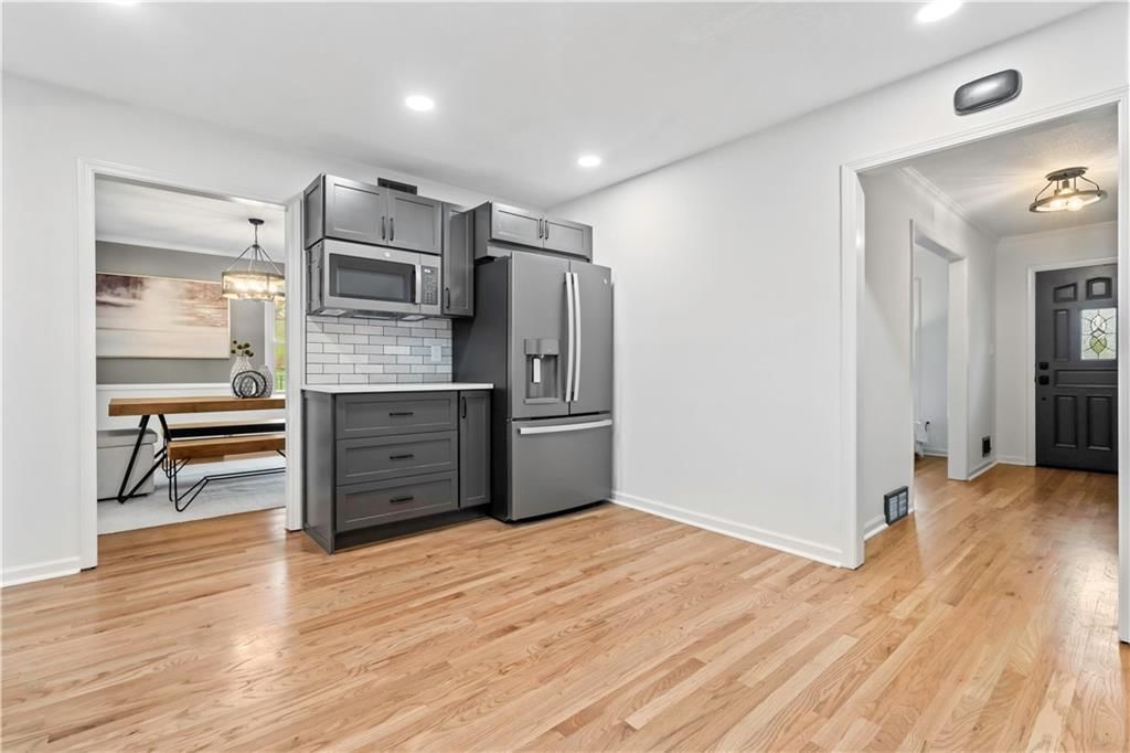8209 Dearborn Drive — photo 16