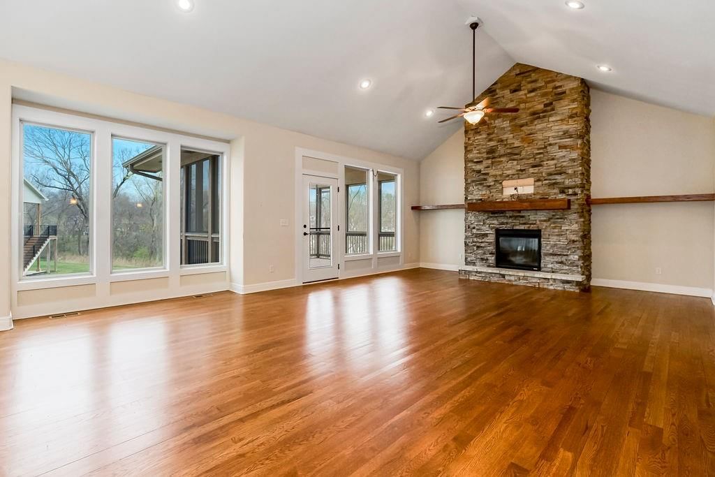 4925 NW Ridgewood Court — photo 4