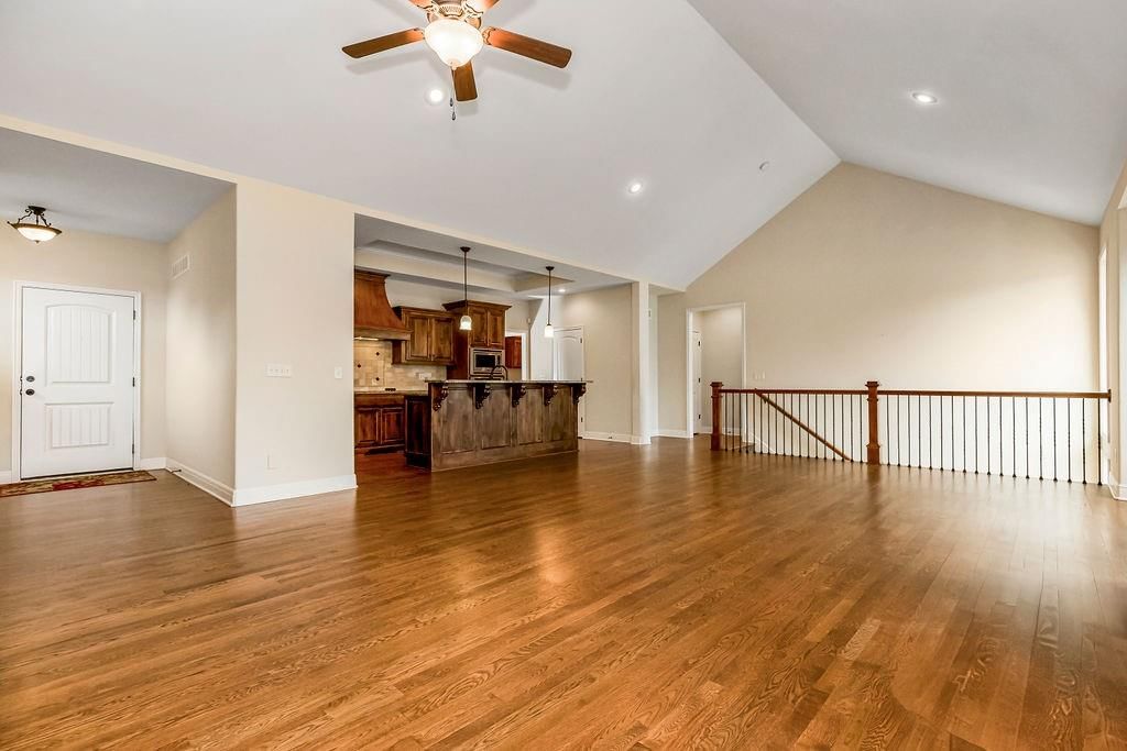4925 NW Ridgewood Court — photo 7