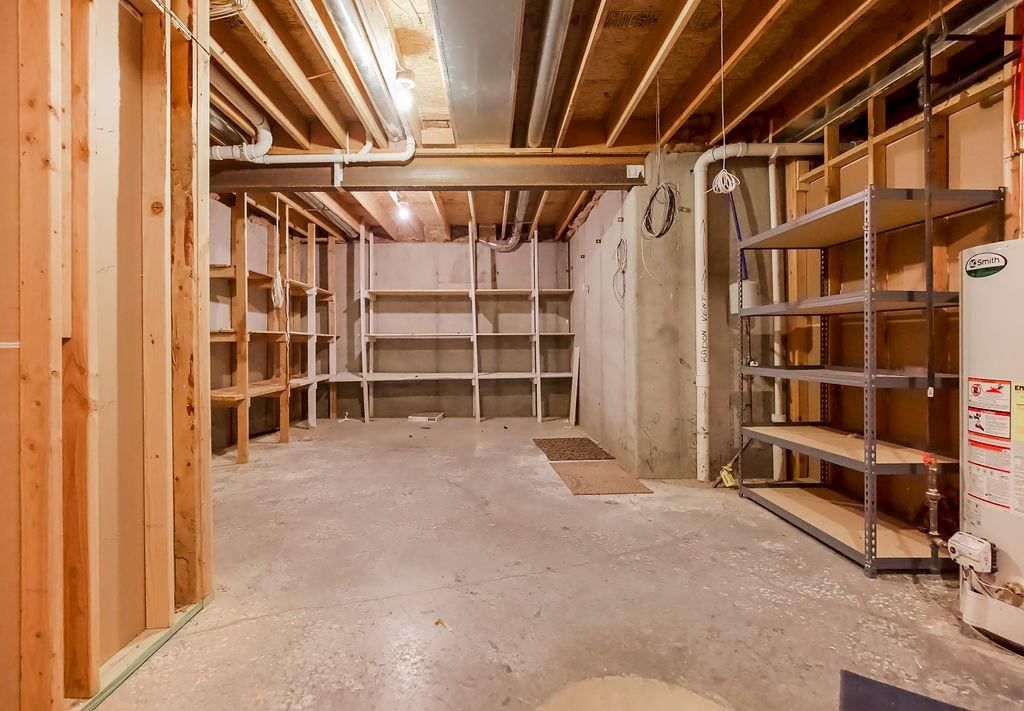 4925 NW Ridgewood Court — photo 28